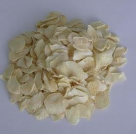 全部分によって乾燥されるニンニクの微粒の薄片の自然なニンニク白い色のカートンのパッキング